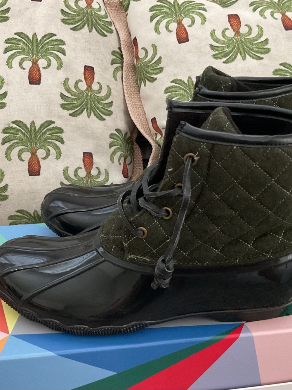Seven7 Olive Green Quilted Lace-Up Duck Boots with Black Glossy Rubber